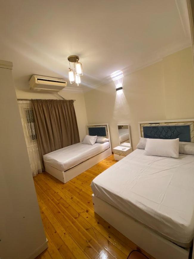 Apartment Egn-t-303 2 Bedroom With Balcony Cairo